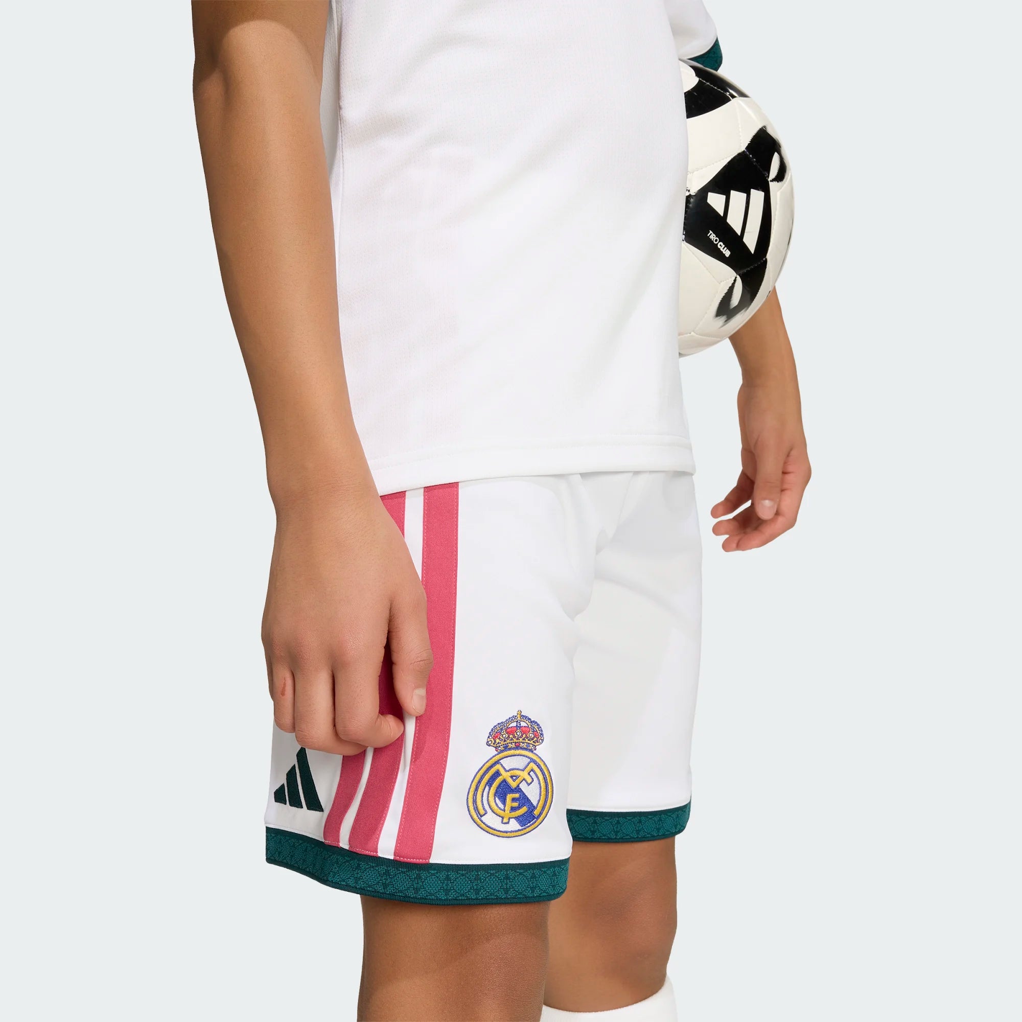 Adidas Real Madrid Home Kit 2026/27 Junior KC3956