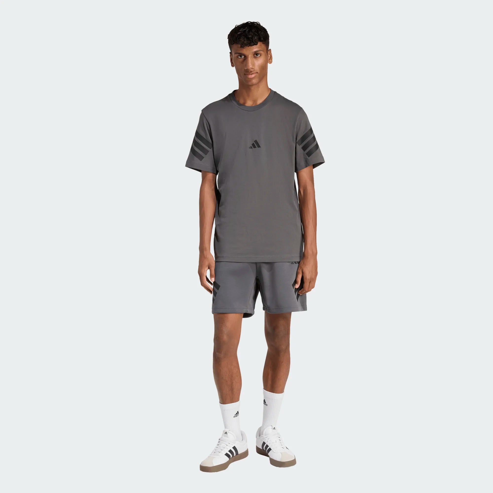 KD5241 - Pantaloncini - Adidas