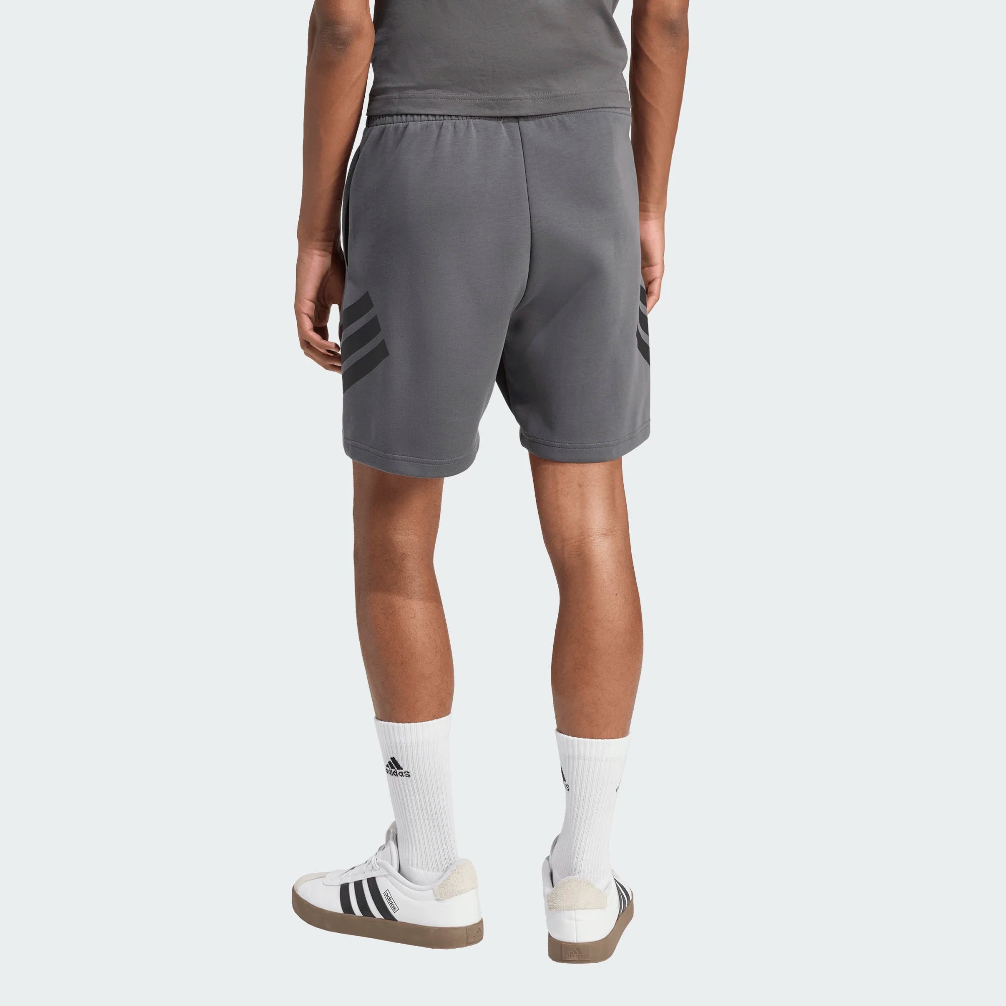 KD5241 - Pantaloncini - Adidas