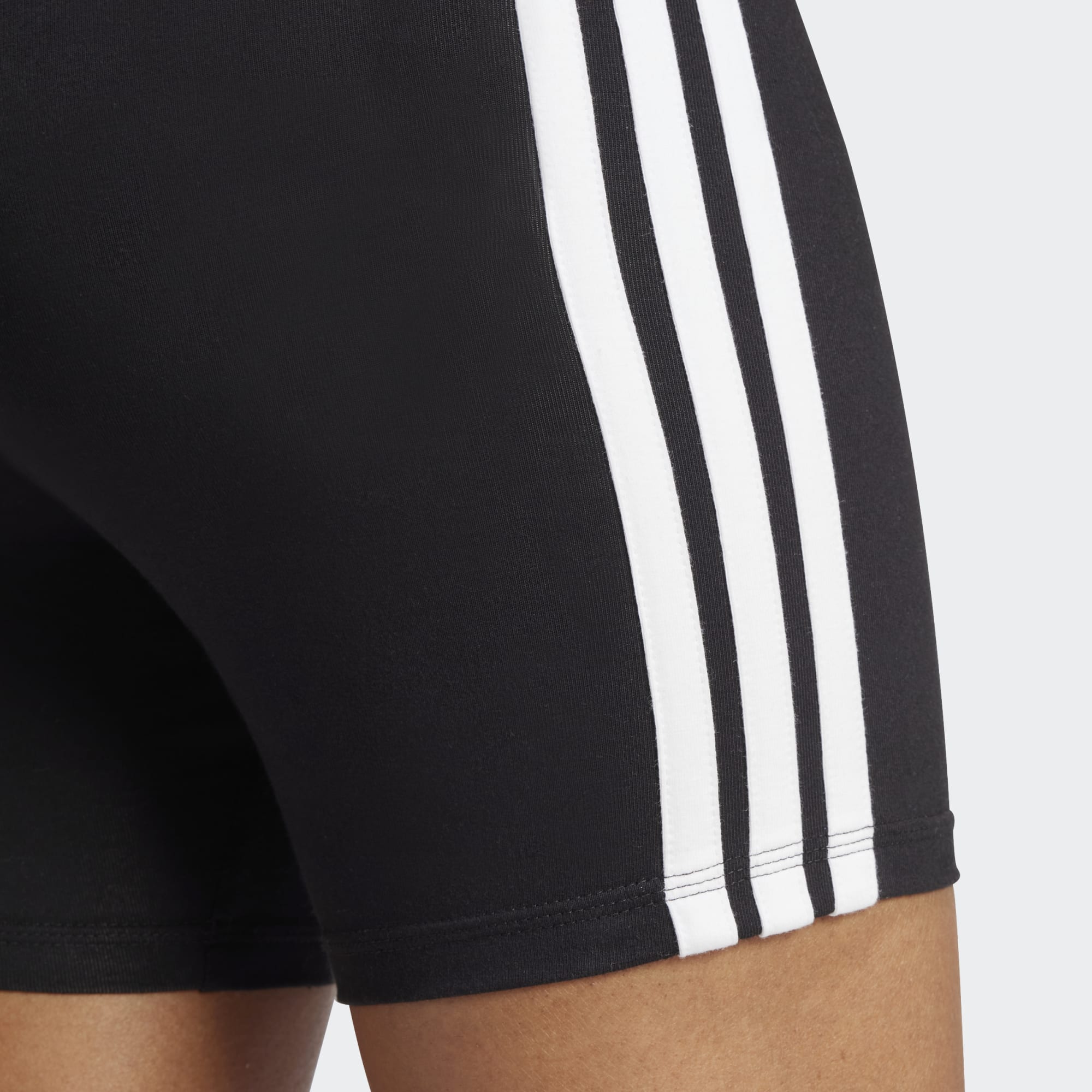 JE1223 - Pantaloncini - Adidas