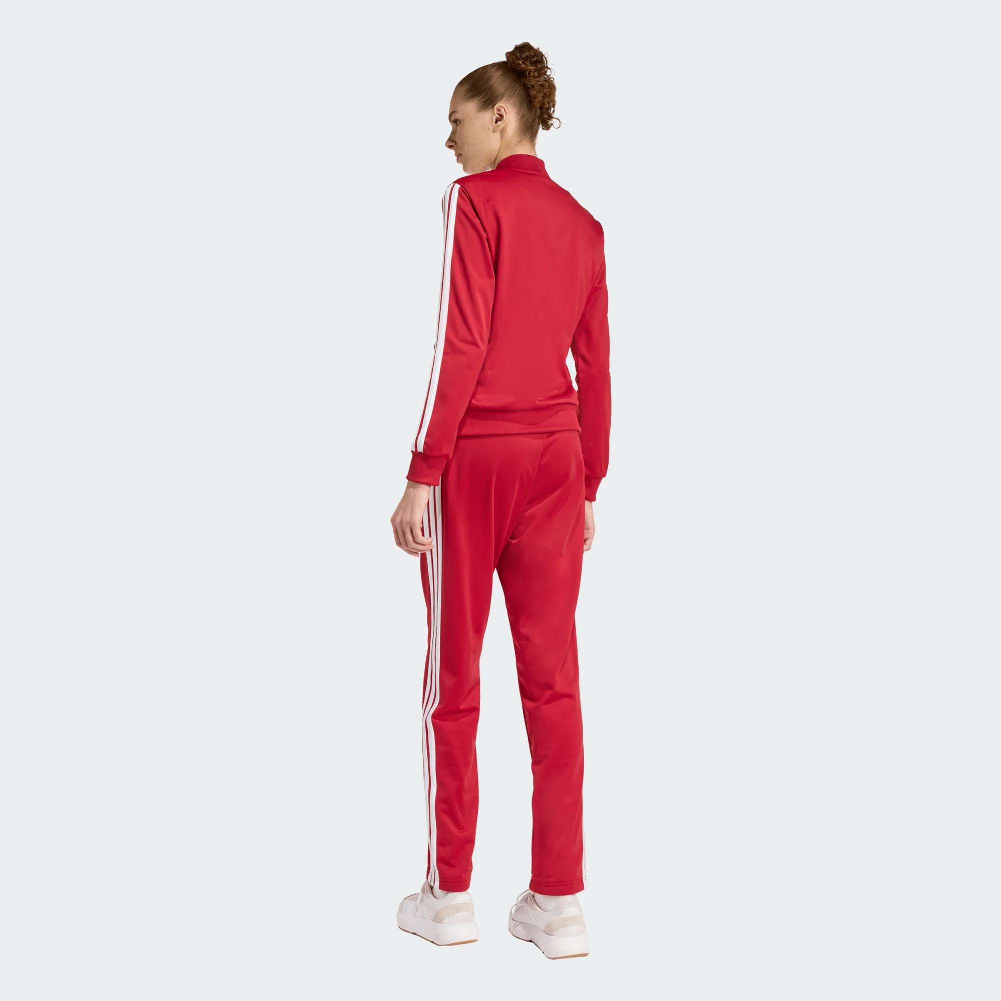 KB8158 - Tute - Adidas